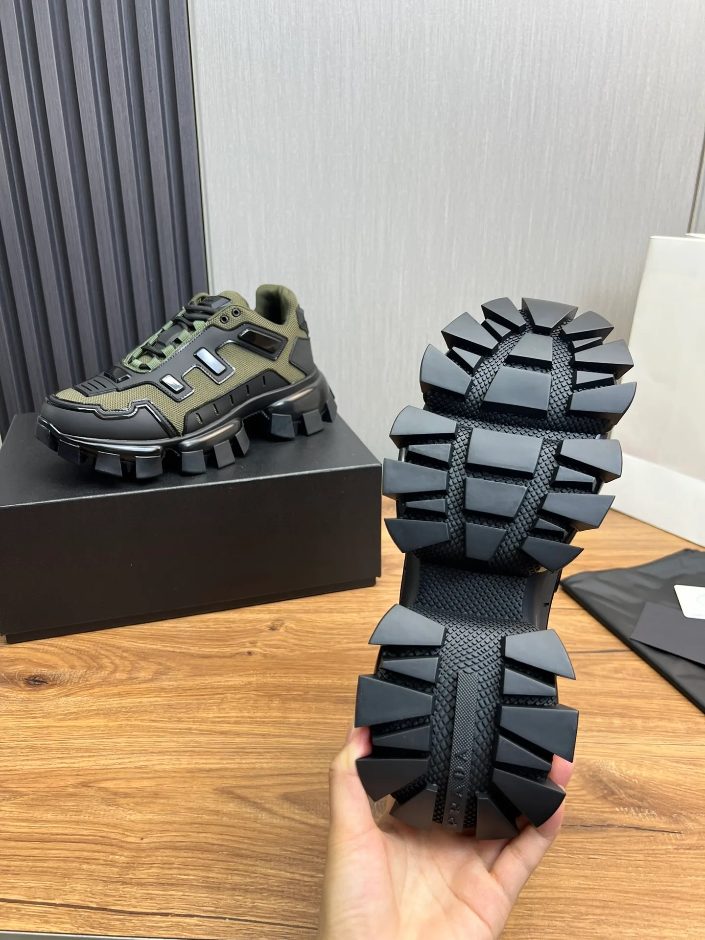 Men's shoes 💰620💰 [PRADA] Hot-selling thick-soled shoes 🔥 Available all year round ✔️Official website synchronization Original fly-knit film fabric + cowhide lining, 1⃣️:1⃣️reproduction, original sole, 38-45 (45 made to order, non-refundable)